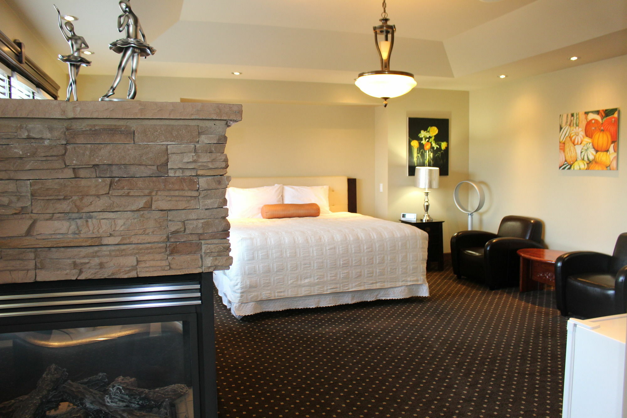Westmount River Inn YYC Dış mekan fotoğraf